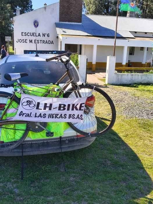 Las Heras Bike donó otra bicicleta para que una estudiante pueda llegar mejor a la escuela
